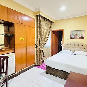 Suite executive